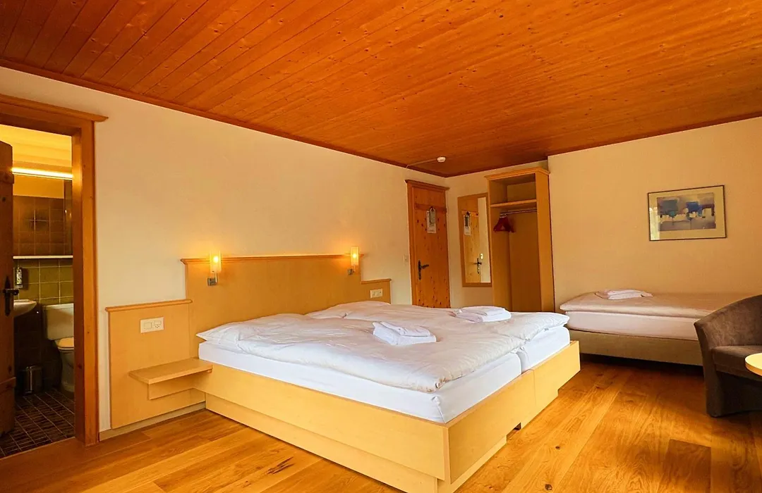 Madrisa Lodge-1